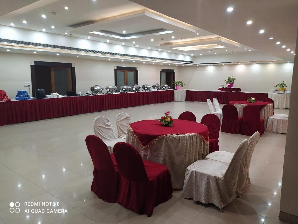 Shelter Hotel Lucknow Luaran gambar