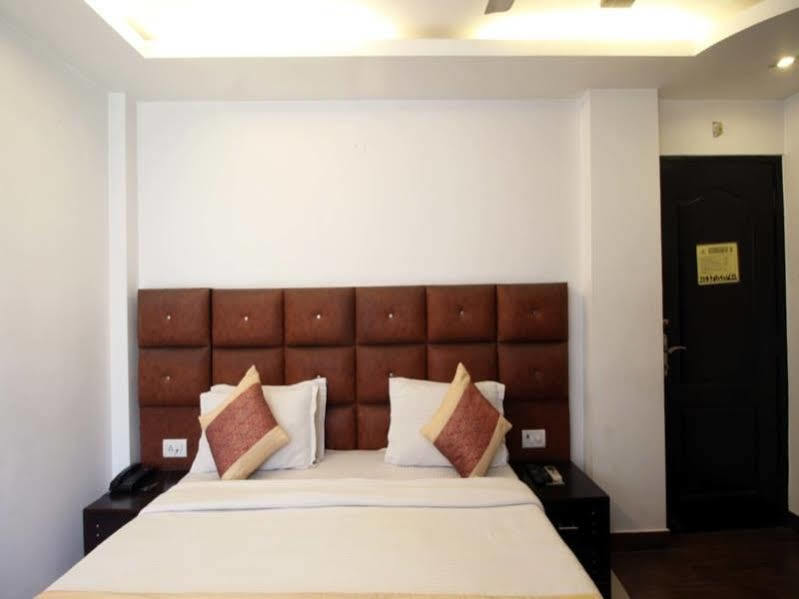 Shelter Hotel Lucknow Luaran gambar